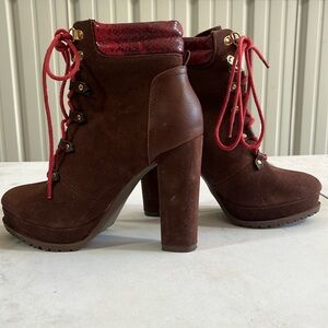 Shoe dazzle, size 8, brown and red